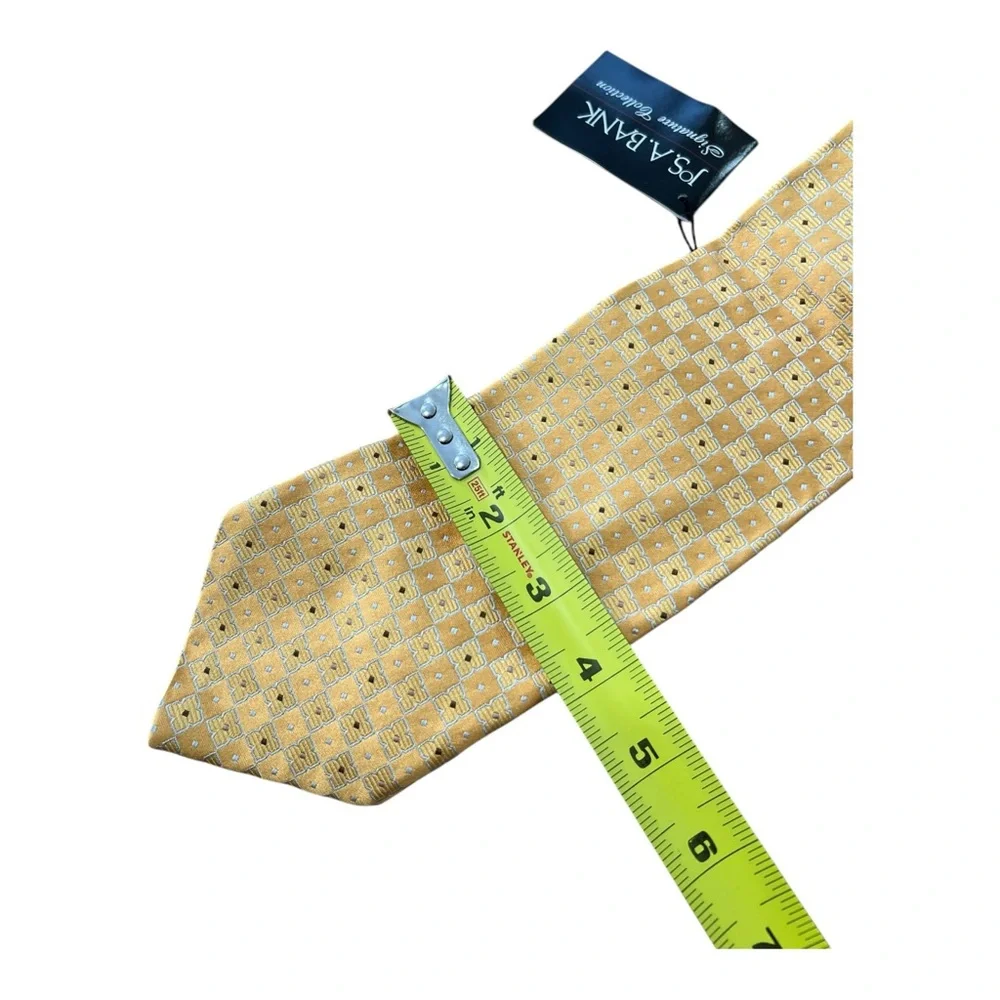 Jos. A. Bank Gold Orange White Hand Made 100% Silk Men’s Neck Tie Made In China